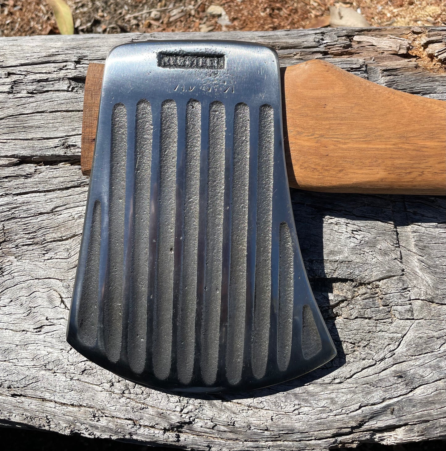 RA051 Reconditioned Keesteel Washboard 800mm spotted gum handle