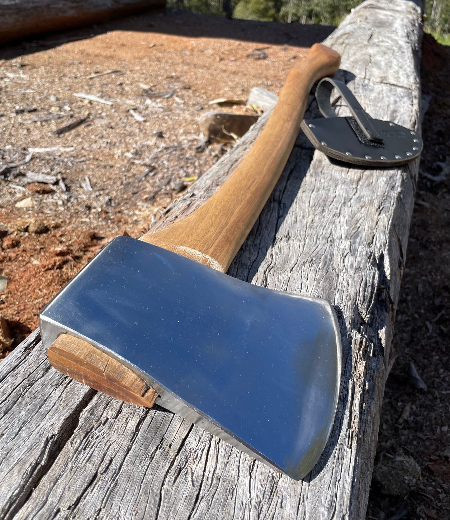 RA058 Reconditioned Kelly st Catharines Canada Tasmanian Pattern axe with 800mm spotted gum handle