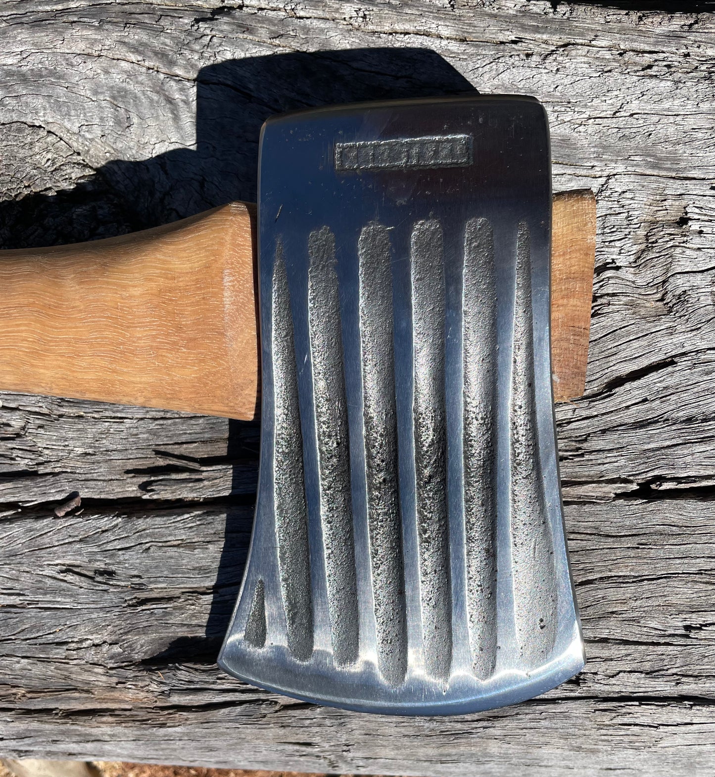 RA050 Reconditioned Keesteel Washboard 3 1/2lb 610mm spotted gum handle