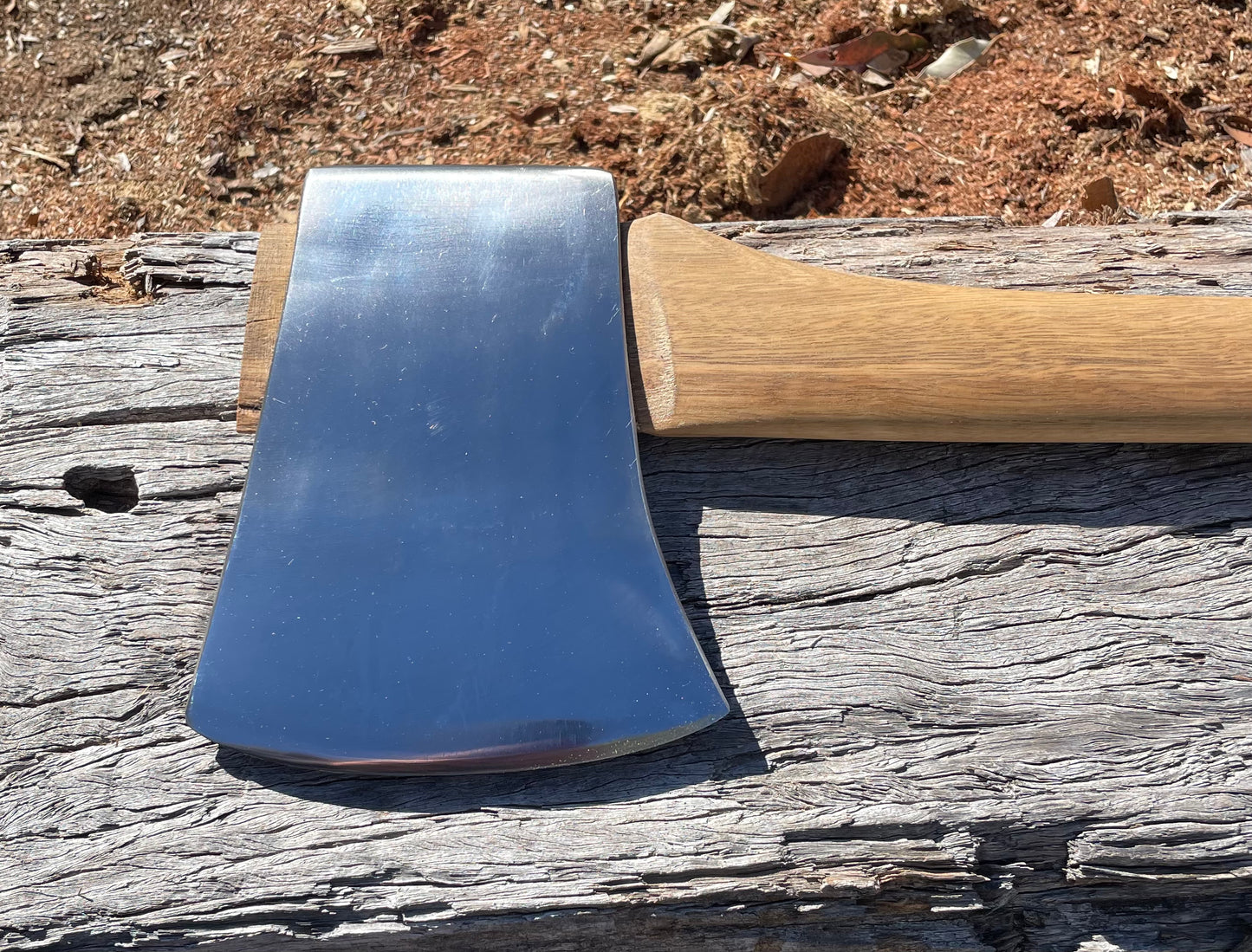 RA058 Reconditioned Kelly st Catharines Canada Tasmanian Pattern axe with 800mm spotted gum handle