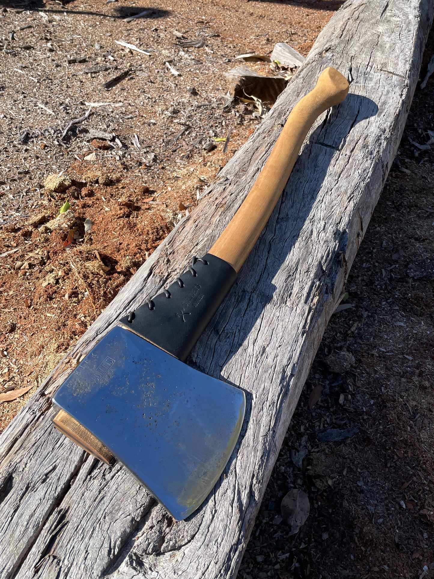 RA056 Reconditioned Collins Super USA 4lb axe with 800mm spotted gum handle