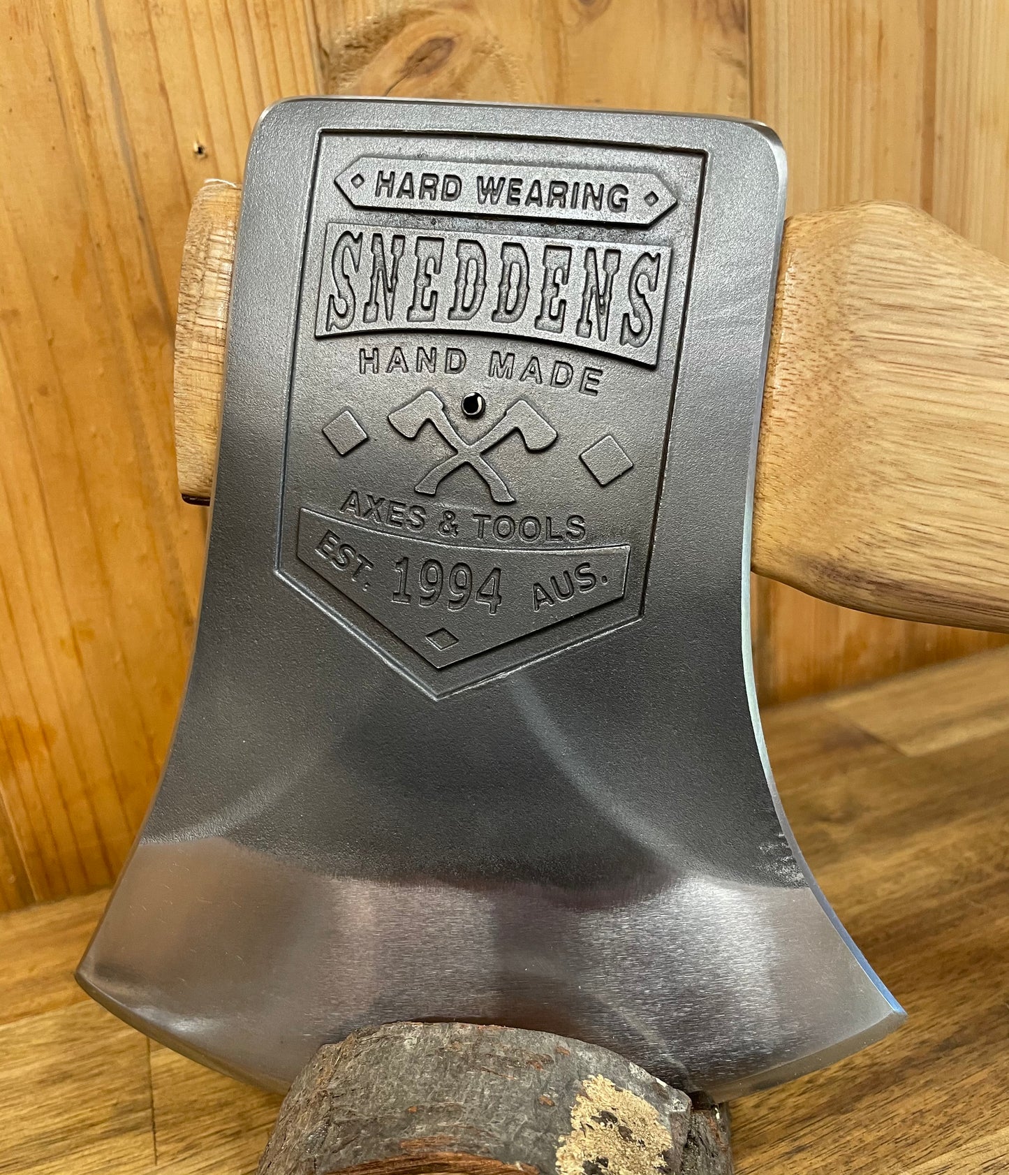 Series 3 Knockabout Axe ith SPOTTED GUM handle 2kg. including leather cover SOLD OUT