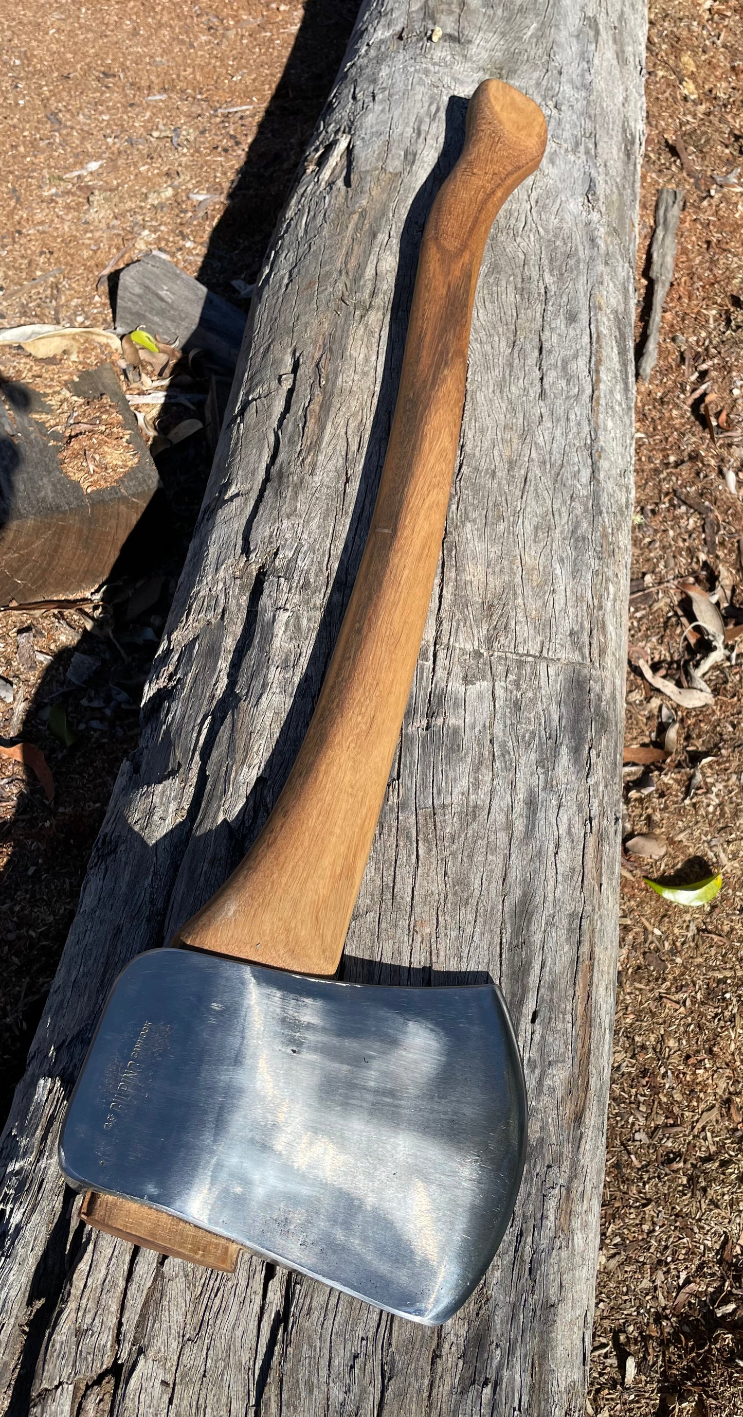 RA055 Reconditioned Gilpin Cannock 4lb axe with 800mm spotted gum handle