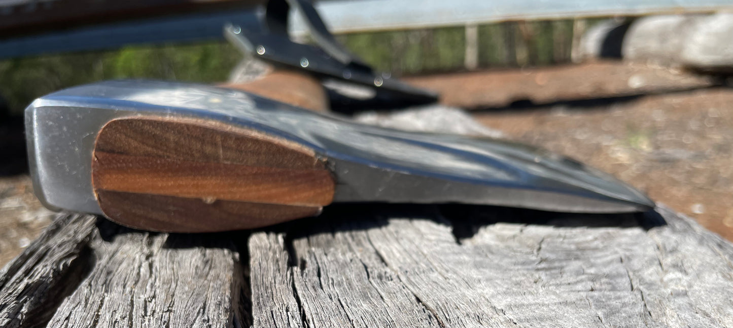 RA108 Reconditioned Kelly Charleston axe with 800mm spotted gum handle