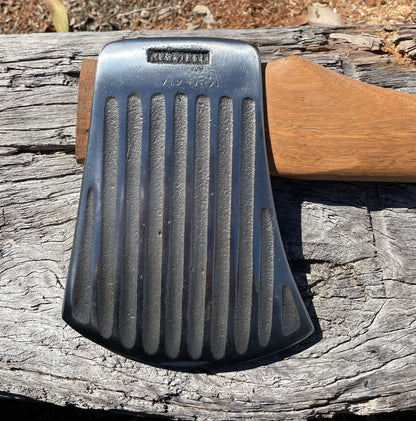 RA051 Reconditioned Keesteel Washboard  800mm spotted gum handle