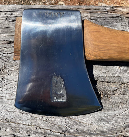 RA052 Reconditioned Fame 4lb axe  700mm spotted gum handle