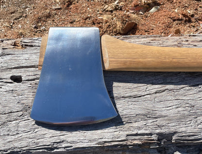RA058 Reconditioned Kelly st Catharines Canada Tasmanian Pattern axe with 800mm spotted gum handle