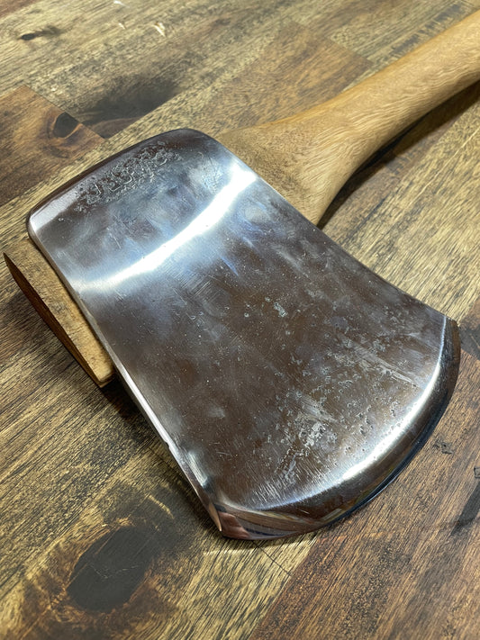 Reconditioned Plumb 3lb Axe    RA094