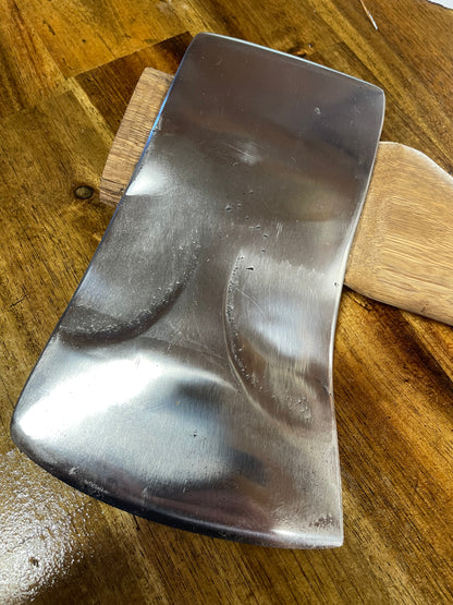 RA108 Reconditioned Kelly Charleston axe with 800mm spotted gum handle