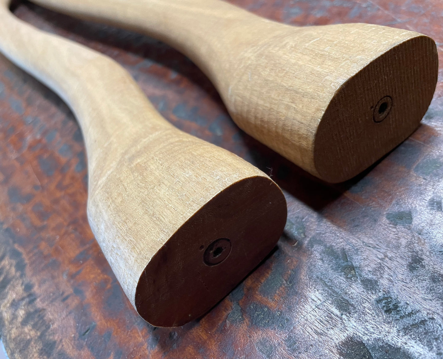 Axe handle. spotted gum 810mm. MAKE YOUR OWN EYE - unfinished