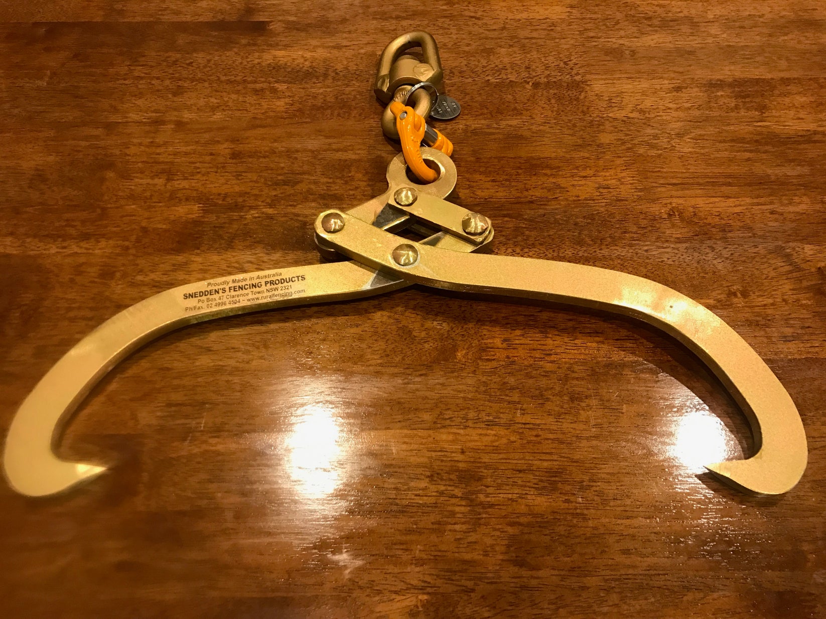 Log Lifting Skidding Tongs Standard Size Certified to 1 tonne