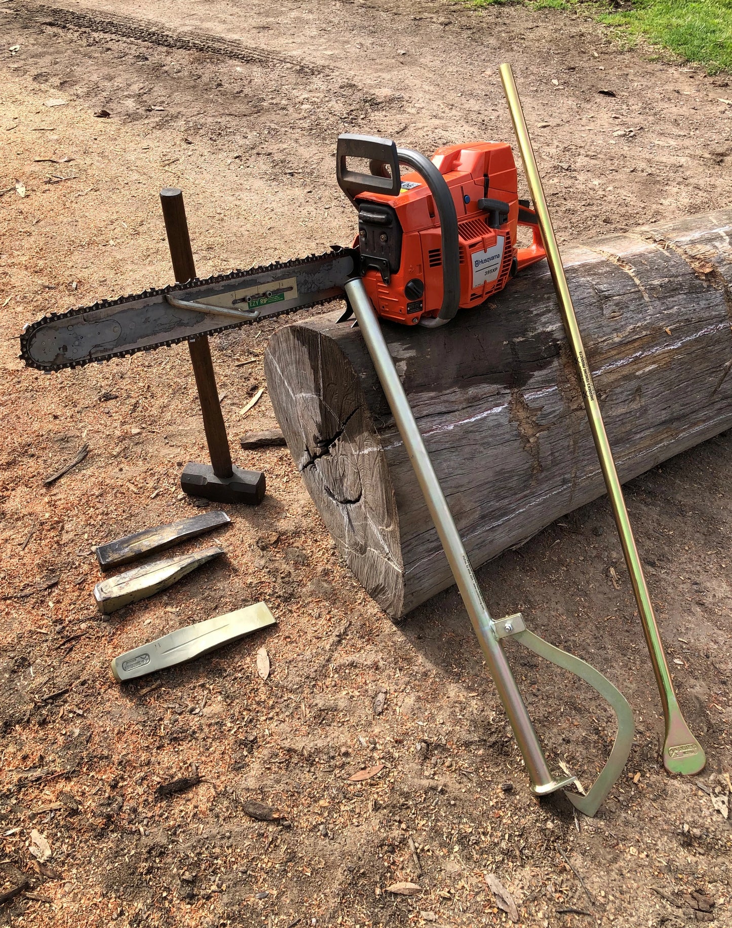 Ezy Rip Chainsaw Attachment for fence post ripping